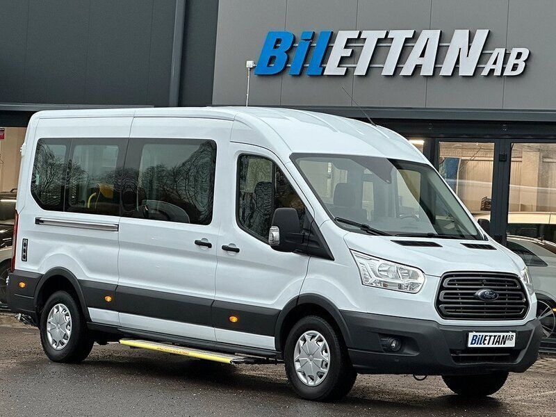 Vit Begagnad 2017 Ford Transit Kombi | 299 900 kr - Bild 1/4