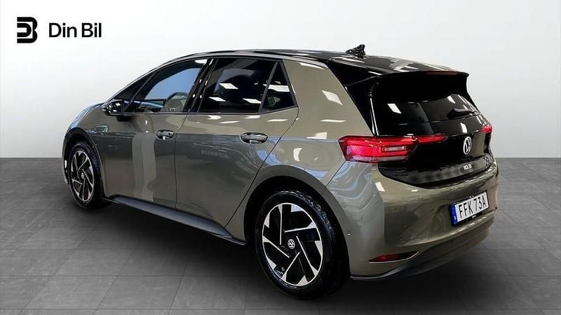 Begagnad VW ID.3 Pro 169 kW (231 HK) 2024 Grön Halvkombi