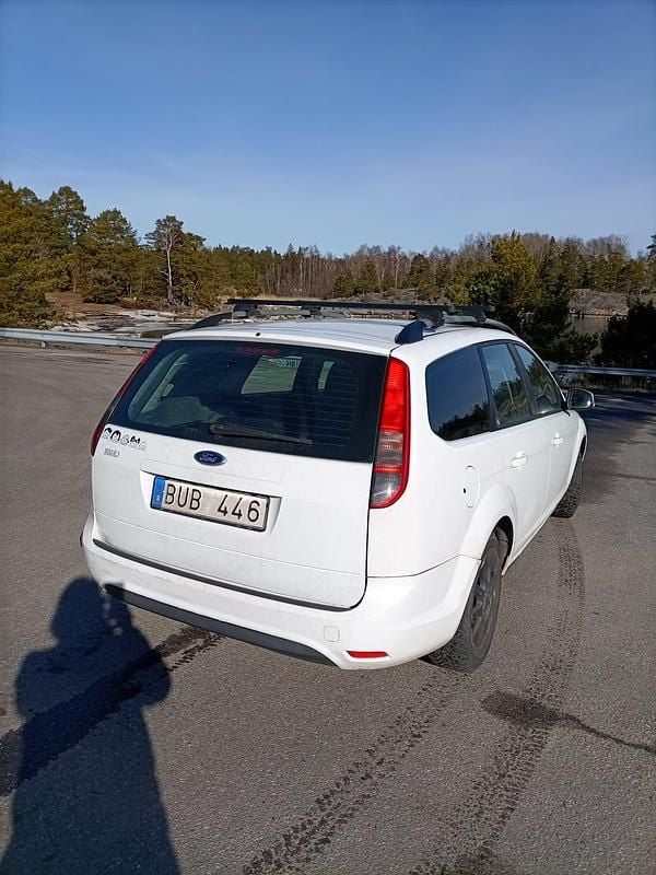 Begagnad Ford Focus 90 HK (66 kW) 2009 Kombi