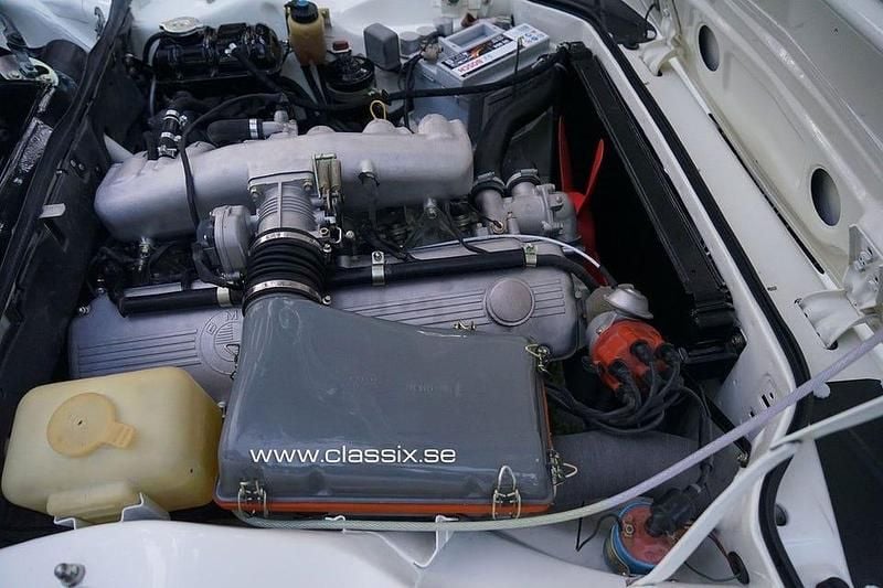 Begagnad BMW E9 200 HK (147 kW) 1972 Vit Sportkupé