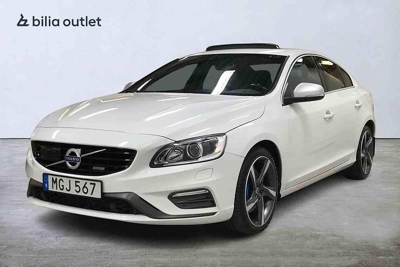 Vit Begagnad 2016 Volvo S60 Sedan | 199 900 kr - Bild 1/1