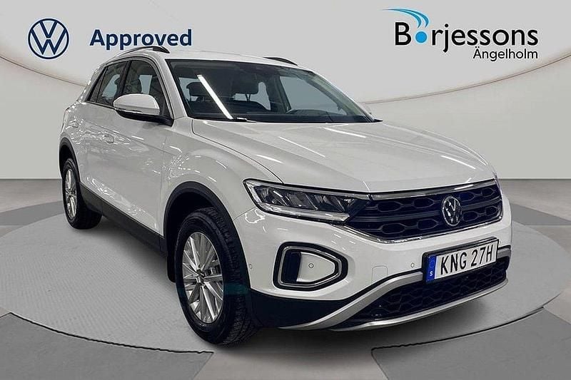 Vit Begagnad 2024 VW T-Roc Life SUV | 319 000 kr (Dyr) - Bild 1/4