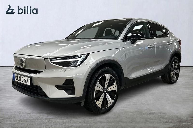 Silver Begagnad 2022 Volvo C40 Core SUV | 324 900 kr (Marknadspris) - Bild 1/3