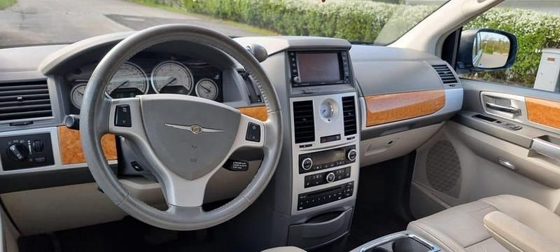 Begagnad 2008 Chrysler Grand Voyager Minibuss | 59 000 kr (Lite dyr) - Bild 1/4