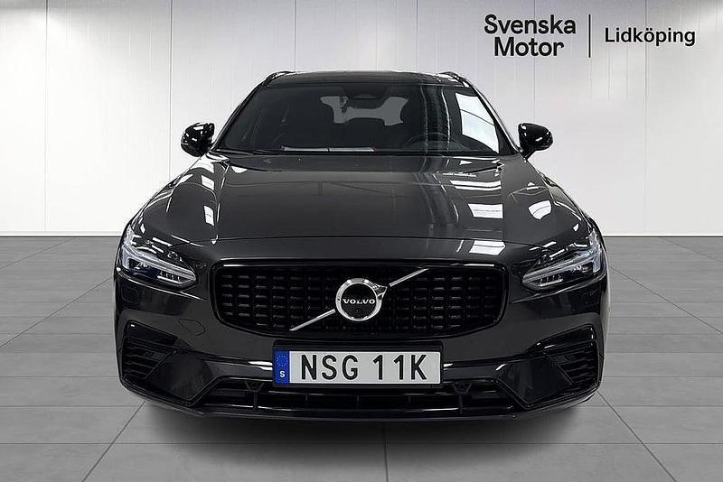 Begagnad Volvo V90 R-Design 462 HK (339 kW) 2022 Grå Kombi