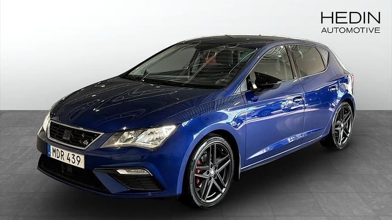 Blå (blue) Begagnad 2019 Seat Leon Halvkombi | 129 900 kr (Marknadspris) - Bild 1/4