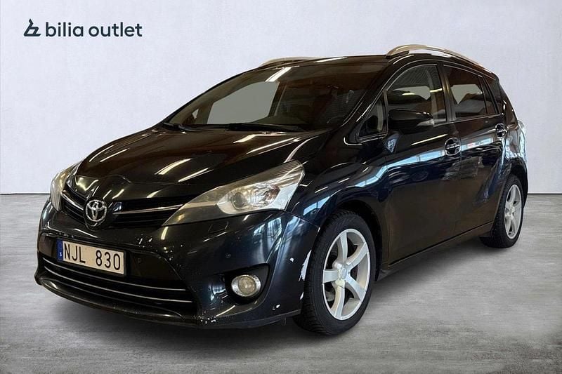 Mörkblå Begagnad 2013 Toyota Verso Minibuss | 44 900 kr (Superpris) - Bild 1/4