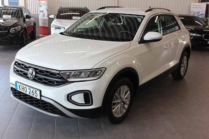 Vit Begagnad 2022 VW T-Roc S SUV | 254 500 kr (Marknadspris) - Bild 1/4