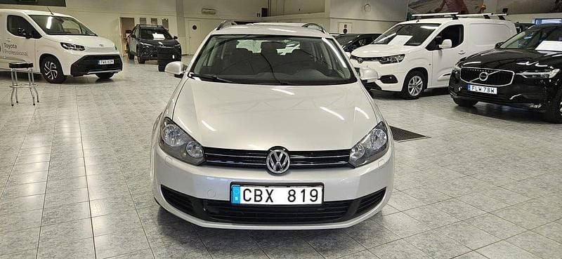 Silver Begagnad 2011 VW Golf VII Kombi | 69 000 kr (Marknadspris) - Bild 1/4