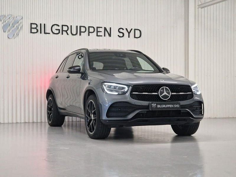 Begagnad Mercedes GLC300 AMG 306 HK (225 kW) 2022 Grå SUV