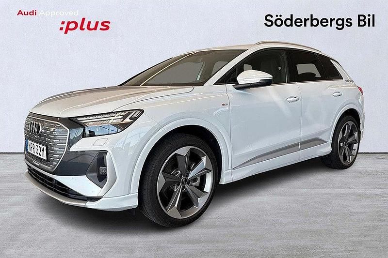 Vit Begagnad 2024 Audi Q4 e-tron S-Line SUV | 599 000 kr - Bild 1/4