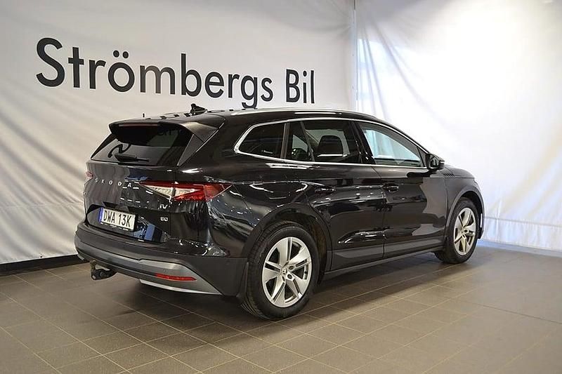 Begagnad Skoda Enyaq iV 152 kW (207 HK) 2023 Svart SUV