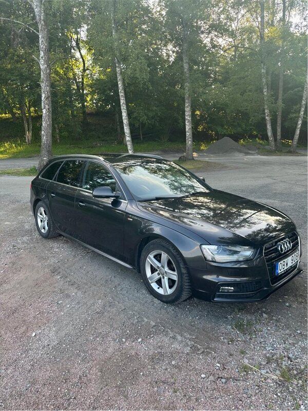 Grå Begagnad 2014 Audi A4 Kombi | 100 000 kr (Bra pris) - Bild 1/4