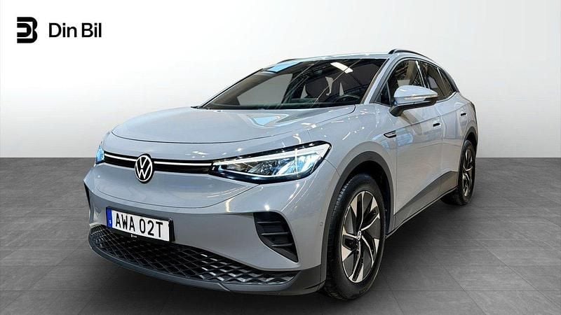 Grå Begagnad 2022 VW ID.4 Pro Performance SUV | 359 900 kr (Marknadspris) - Bild 1/4