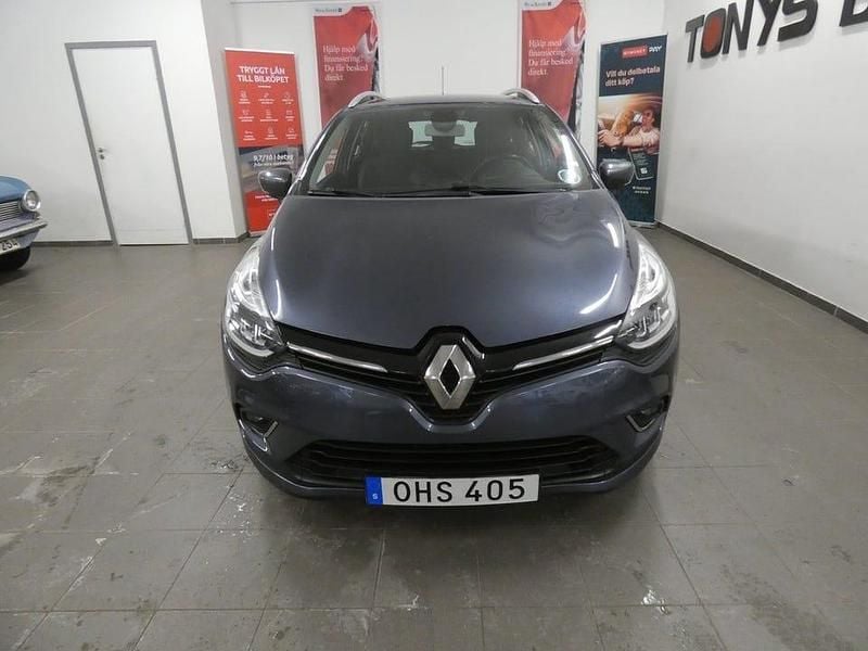 Begagnad Renault Clio IV Intens 90 HK (66 kW) 2017 Grå Kombi