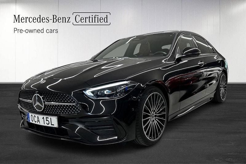Svart Begagnad 2022 Mercedes C200 AMG Line Premium Plus Sedan | 429 000 kr (Marknadspris) - Bild 1/4