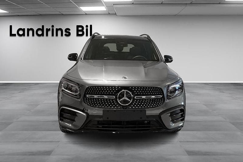 Ny Mercedes GLB220 AMG Line Premium 2025 SUV