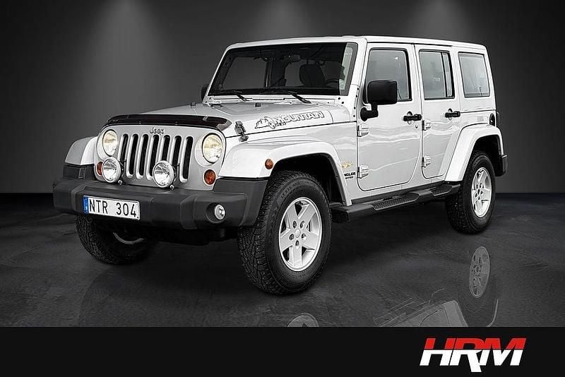 Begagnad Jeep Wrangler Unlimited 199 HK (146 kW) 2011 Grå SUV