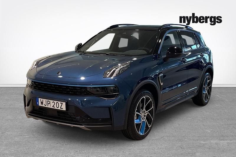 Begagnad Lynk & Co 01 264 HK (194 kW) 2023 Blå SUV