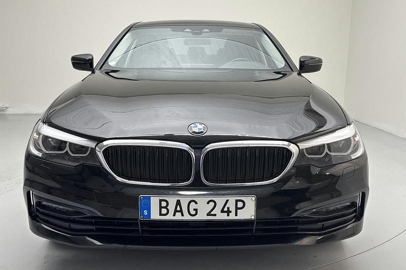 Begagnad BMW 530 iPerformance 252 HK (185 kW) 2020 Svart Sedan