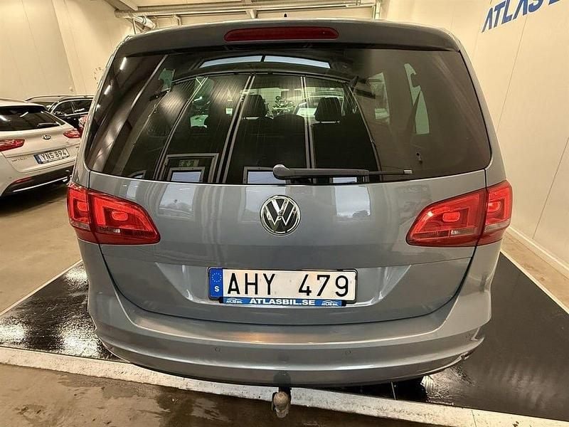 Begagnad VW Sharan 140 HK (102 kW) 2011 Grå Minibuss