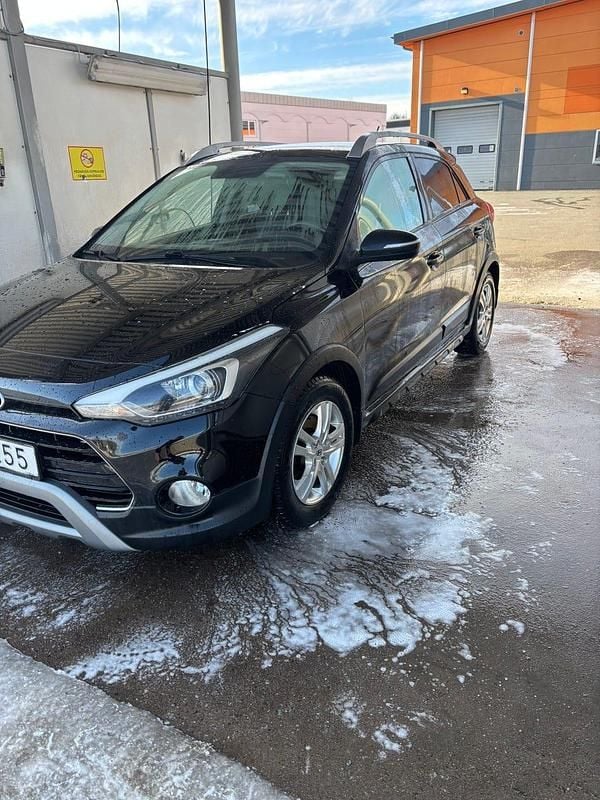 Begagnad Hyundai i20 Active 100 HK (73 kW) 2018