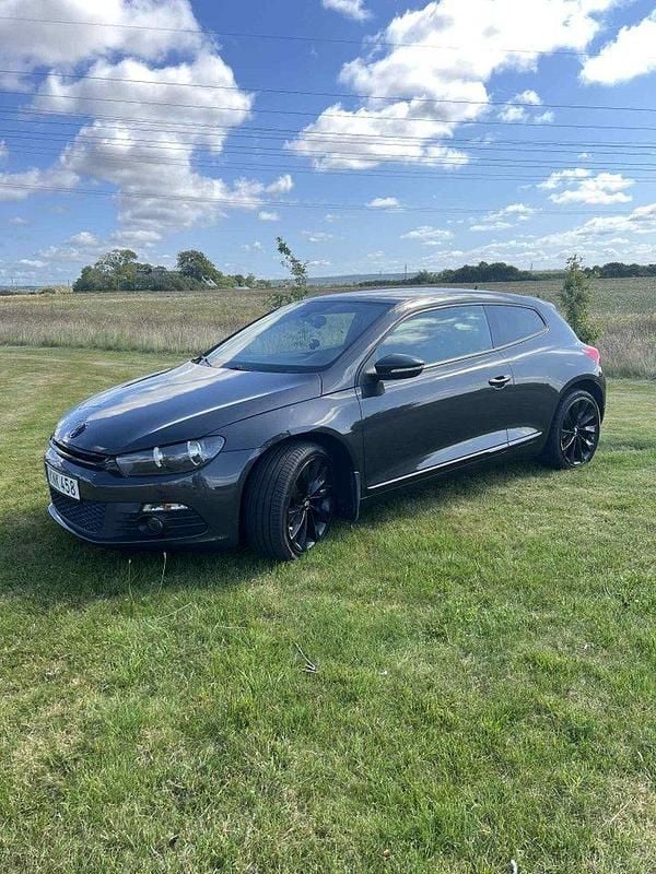 Brun Begagnad 2010 VW Scirocco Sportkupé | 60 000 kr (Superpris) - Bild 1/4