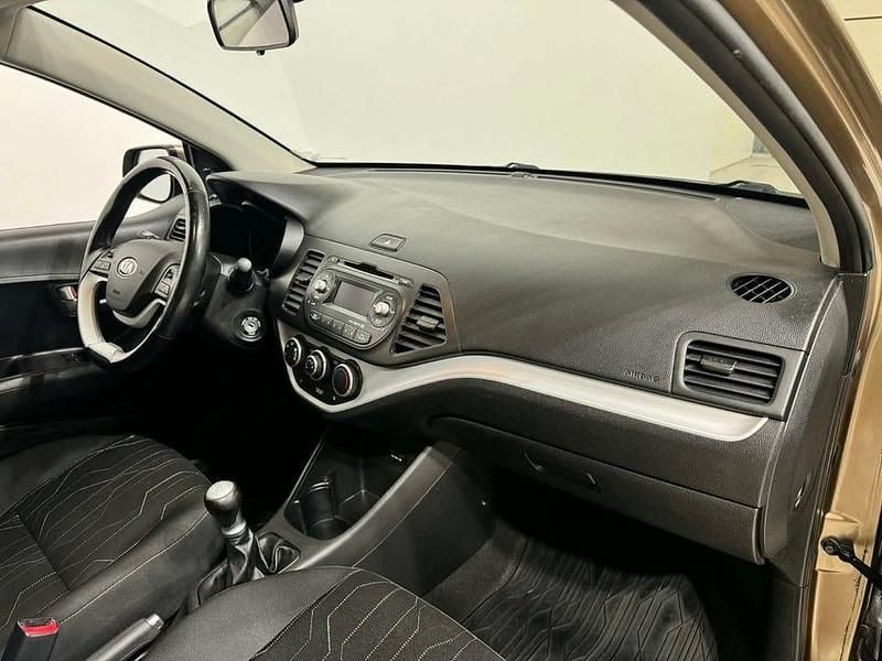 Begagnad Kia Picanto 68 HK (50 kW) 2013 Brun Halvkombi