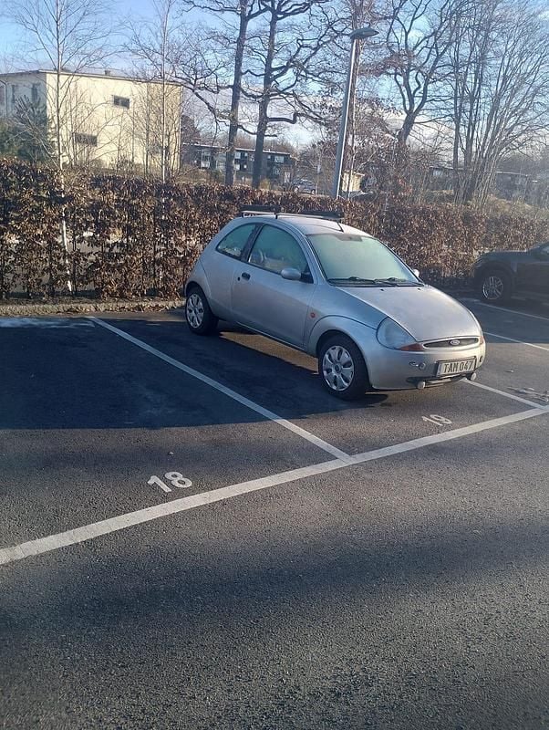 Dast gray Begagnad 2003 Ford Ka Halvkombi | 10 000 kr - Bild 1/1