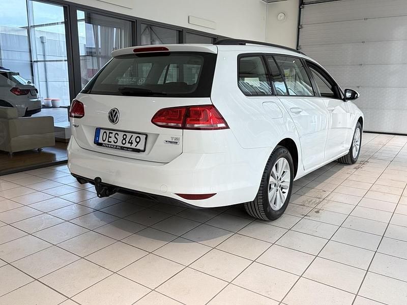 Begagnad VW Golf VII 112 HK (82 kW) 2017 Vit