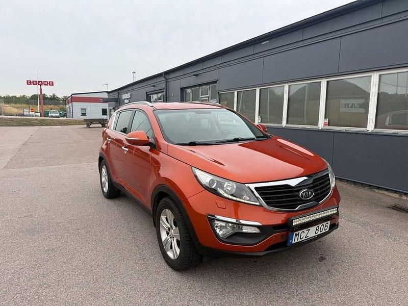 Begagnad Kia Sportage EX 116 HK (85 kW) 2011 Orange SUV