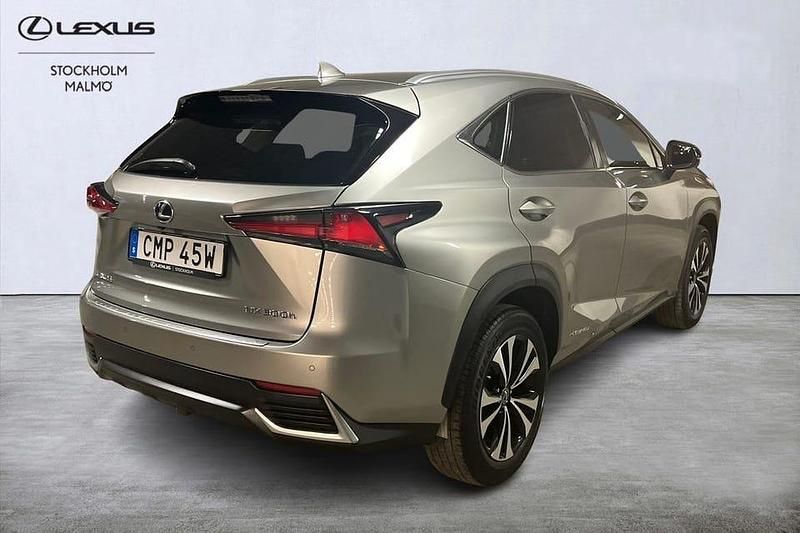Begagnad Lexus NX300h 200 HK (147 kW) 2020 Grå SUV