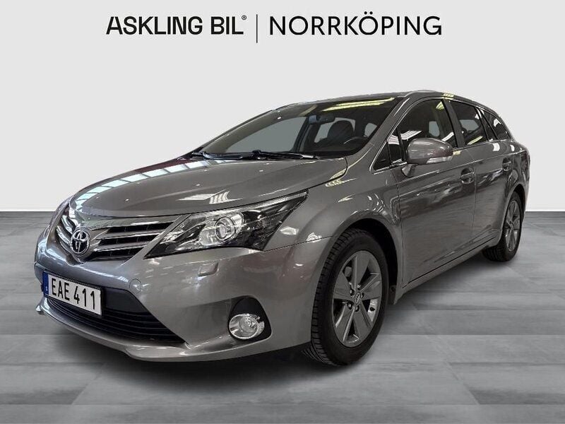 Brun Begagnad 2014 Toyota Avensis Edition Kombi | 134 000 kr (Marknadspris) - Bild 1/4