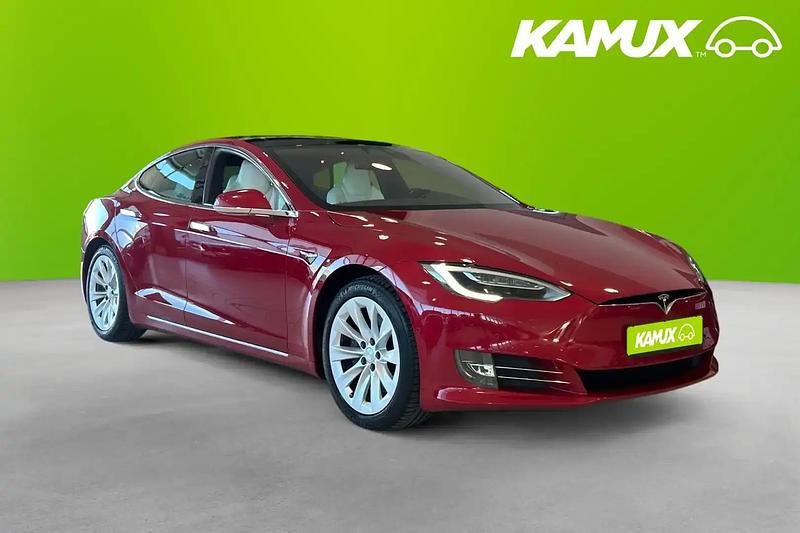 Röd Begagnad 2018 Tesla Model S Sedan | 279 800 kr (Marknadspris) - Bild 1/4