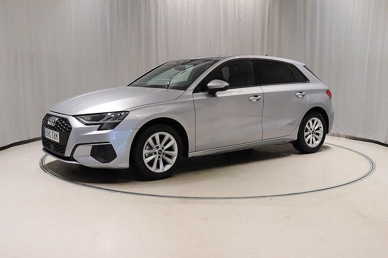 Florettsilver metallic Begagnad 2022 Audi A3 Proline | 258 800 kr (Marknadspris) - Bild 1/4