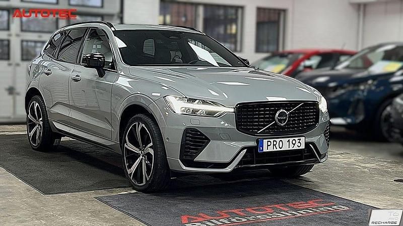 Begagnad Volvo XC60 Plus 350 HK (257 kW) 2024 Grå SUV