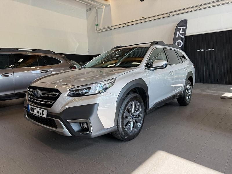 Brun (cashmere gold opal) Begagnad 2024 Subaru Outback SUV | 384 900 kr - Bild 1/4