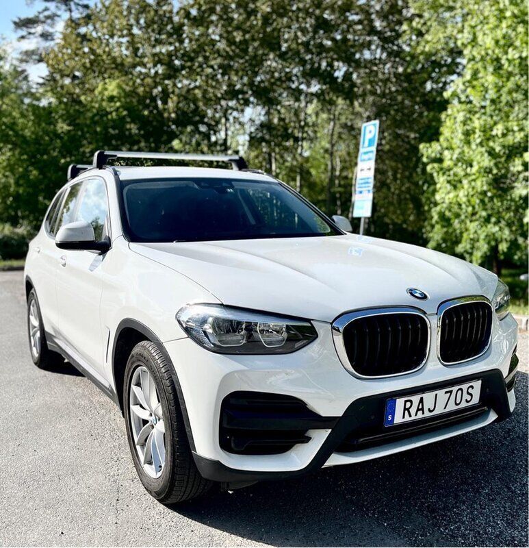 Vit Begagnad 2019 BMW X3 Advantage SUV | 259 000 kr - Bild 1/4