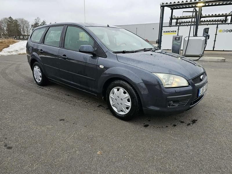 Begagnad 2007 Ford Focus Kombi | 13 500 kr (Marknadspris) - Bild 1/4