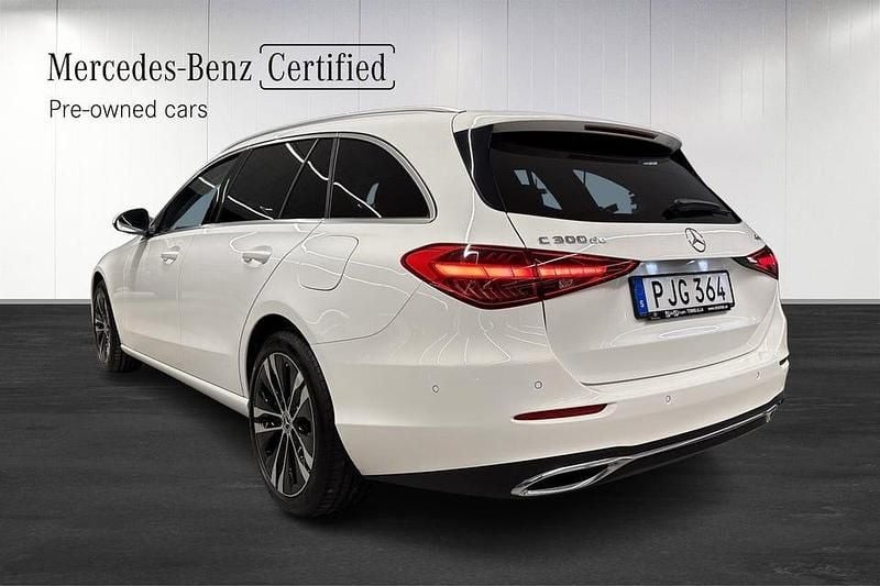 Vit Begagnad 2024 Mercedes C300 Advanced Plus Kombi | 498 000 kr - Bild 1/1