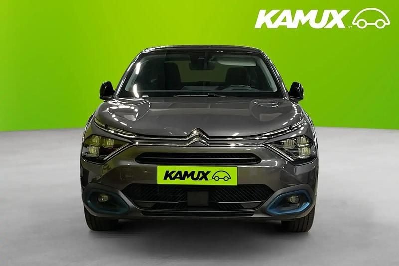 Begagnad Citroën e-C4 100 kW (136 HK) 2022 Grå Sedan