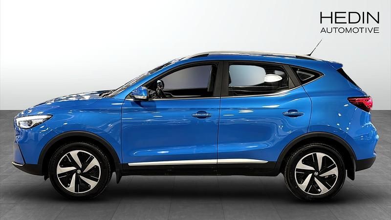 Begagnad MG ZS Comfort 114 kW (156 HK) 2022 Blå SUV