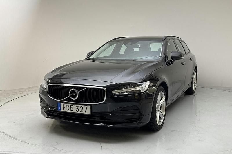 Svart Begagnad 2018 Volvo V90 Kinetic Kombi | 128 000 kr (Superpris) - Bild 1/4