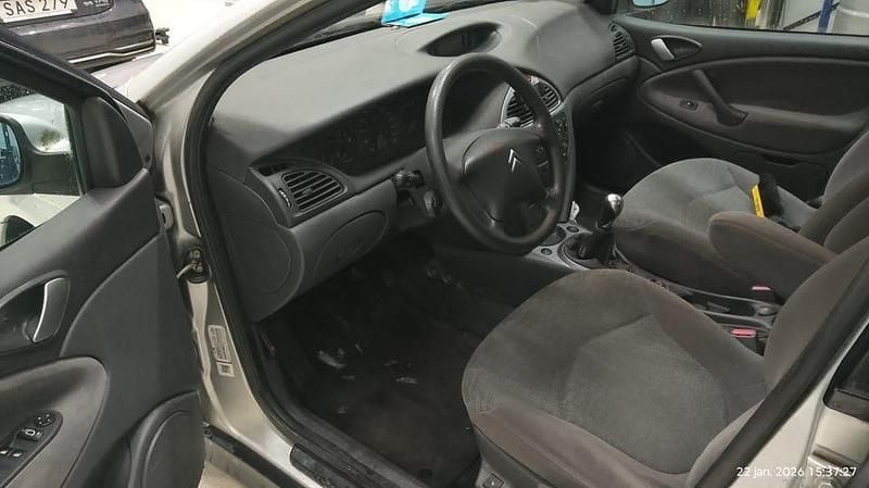 Begagnad Citroën C5 136 HK (100 kW) 2004 Halvkombi
