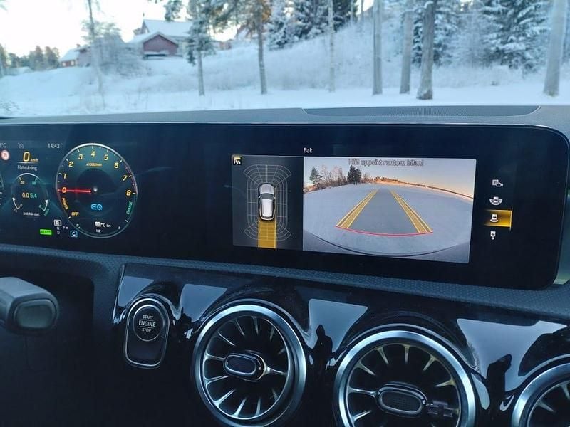 Begagnad Mercedes CLA250e Shooting Brake 218 HK (160 kW) 2022 Kombi