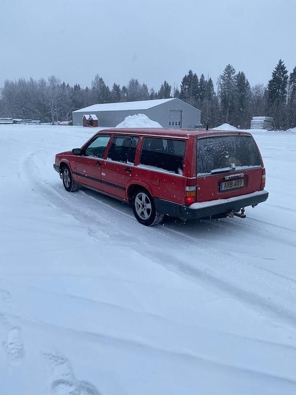Begagnad Volvo 740 115 HK (84 kW) 1990 Kombi