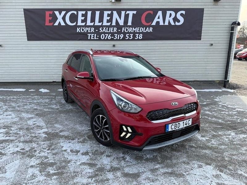 Begagnad Kia Niro Advance 141 HK (103 kW) 2021 Röd SUV