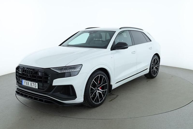 Vit Begagnad 2018 Audi Q8 S-Line SUV | 558 000 kr (Marknadspris) - Bild 1/3