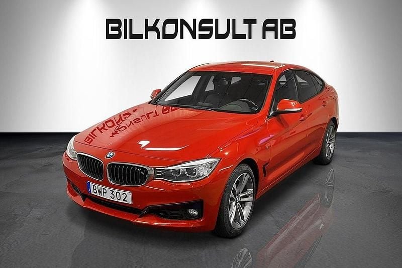 Begagnad BMW 330 Gran Turismo Sport Line 258 HK (189 kW) 2014 Röd