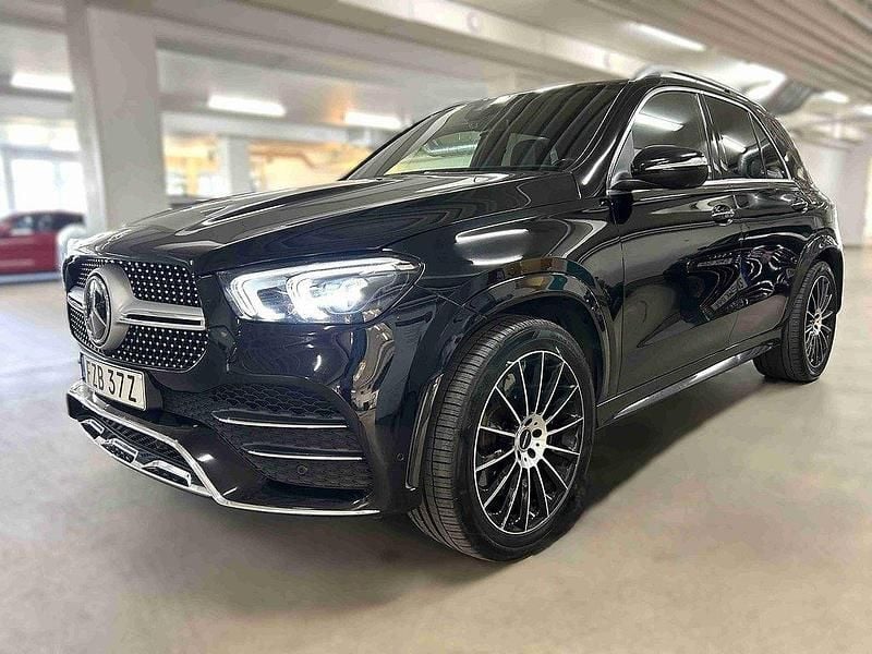 Svart Begagnad 2022 Mercedes GLE350 AMG SUV | 625 000 kr - Bild 1/4